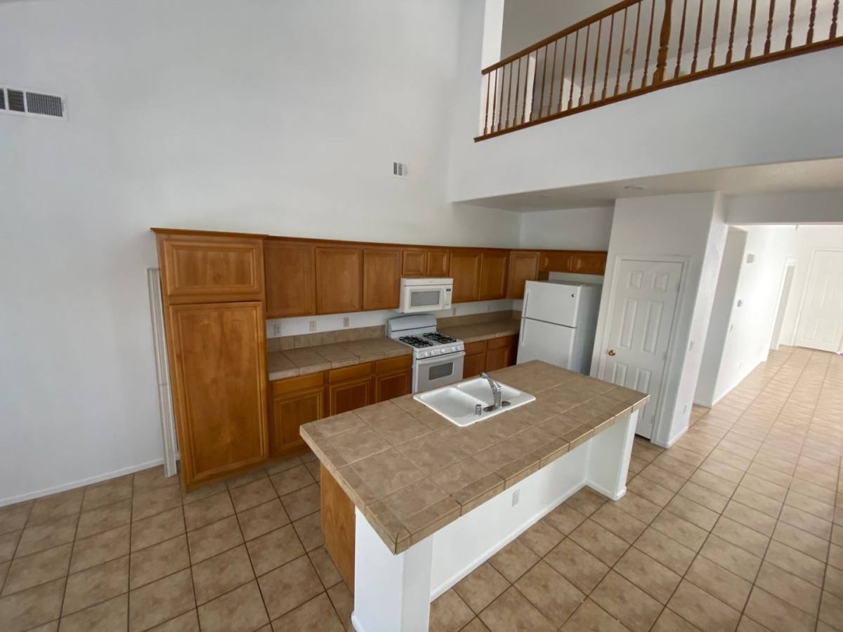 House for rent at 7844 Russling Leaf Dr, Las Vegas, NV 89131