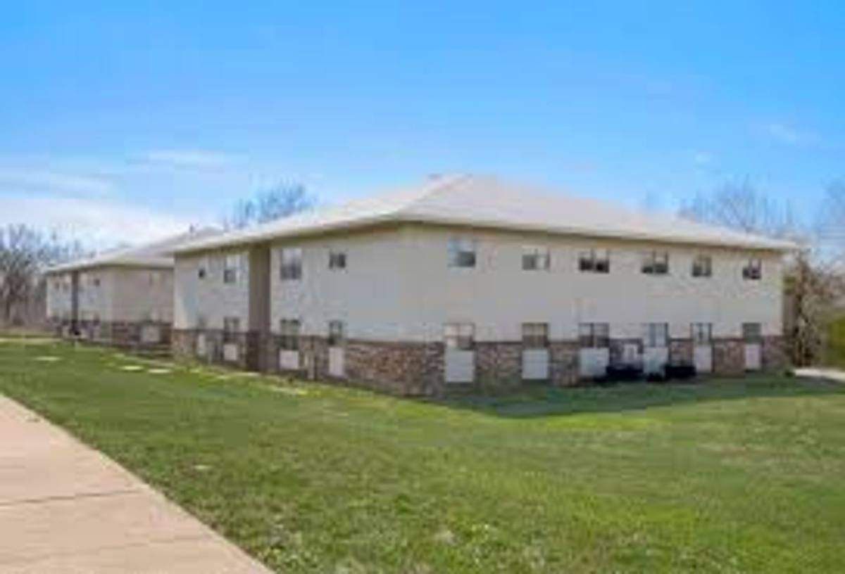 Apartment for rent at 1901 W Mississippi St, Durant, OK 74701