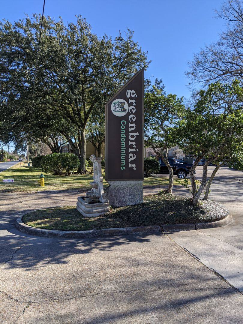 Condo for rent at 220 Doucet Rd, Lafayette, LA 70503