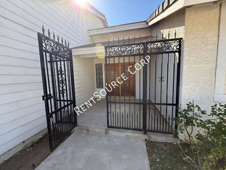 House for rent at 3822 W Ave #K6, Lancaster, CA 93536