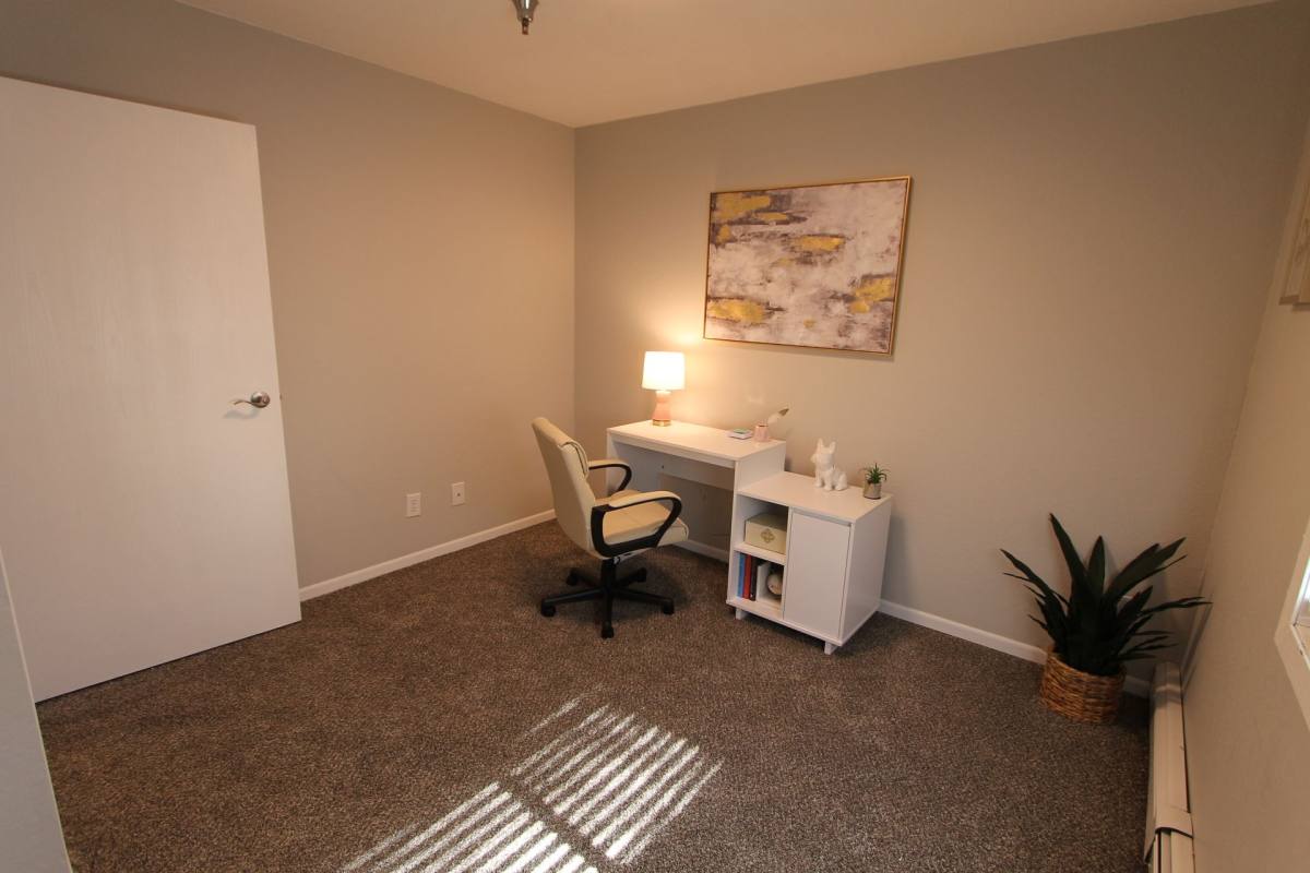 Apartment for rent at 2807 Lincoln Way, Sioux City, IA 51106