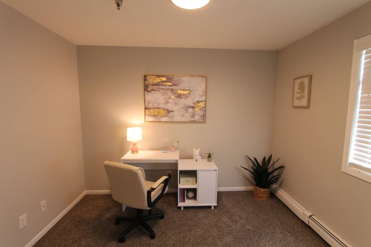 Apartment for rent at 2807 Lincoln Way, Sioux City, IA 51106