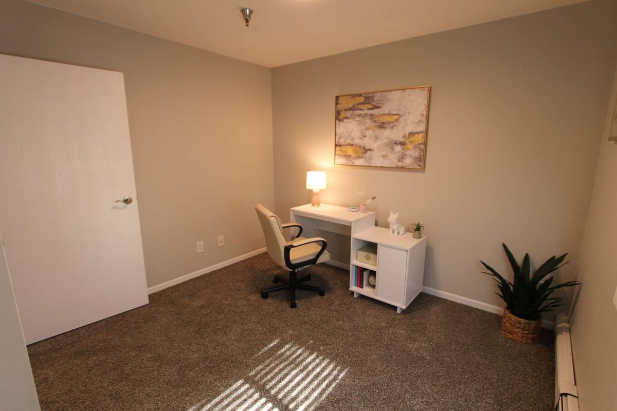 Apartment for rent at 2807 Lincoln Way, Sioux City, IA 51106