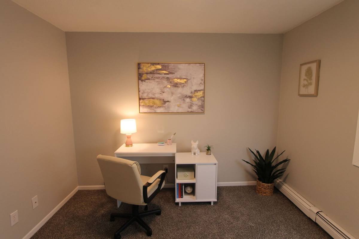 Apartment for rent at 2807 Lincoln Way, Sioux City, IA 51106
