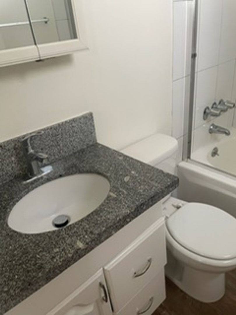 Apartment for rent at 4026 Inglewood Blvd, Los Angeles, CA 90066