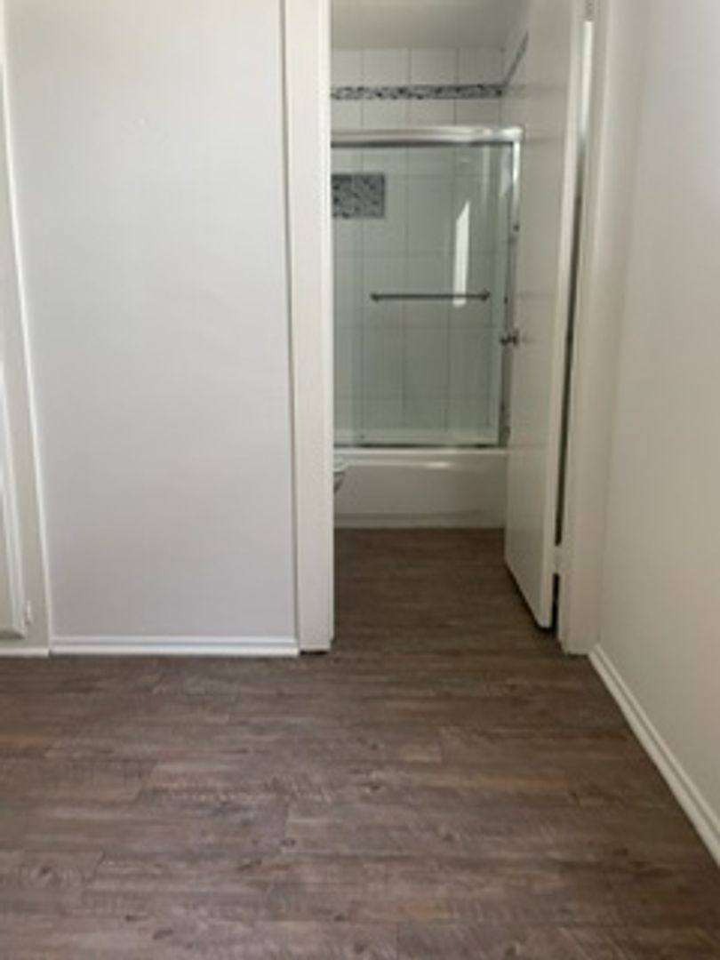 Apartment for rent at 4026 Inglewood Blvd, Los Angeles, CA 90066