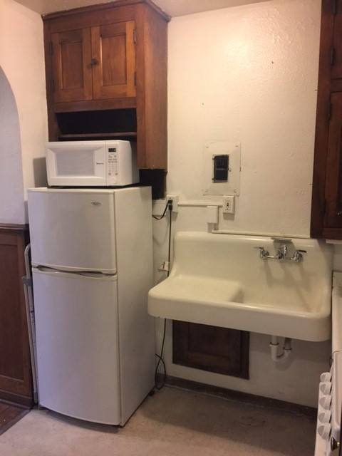 Apartment for rent at 402 S Race St, Urbana, IL 61801