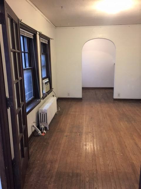 Apartment for rent at 402 S Race St, Urbana, IL 61801
