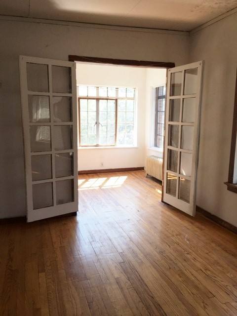 Apartment for rent at 402 S Race St, Urbana, IL 61801