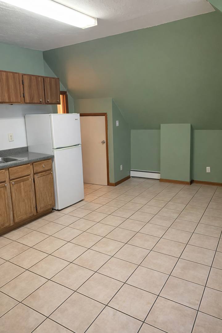 Apartment for rent at 1022 15th Ave SE, Minneapolis, MN 55414