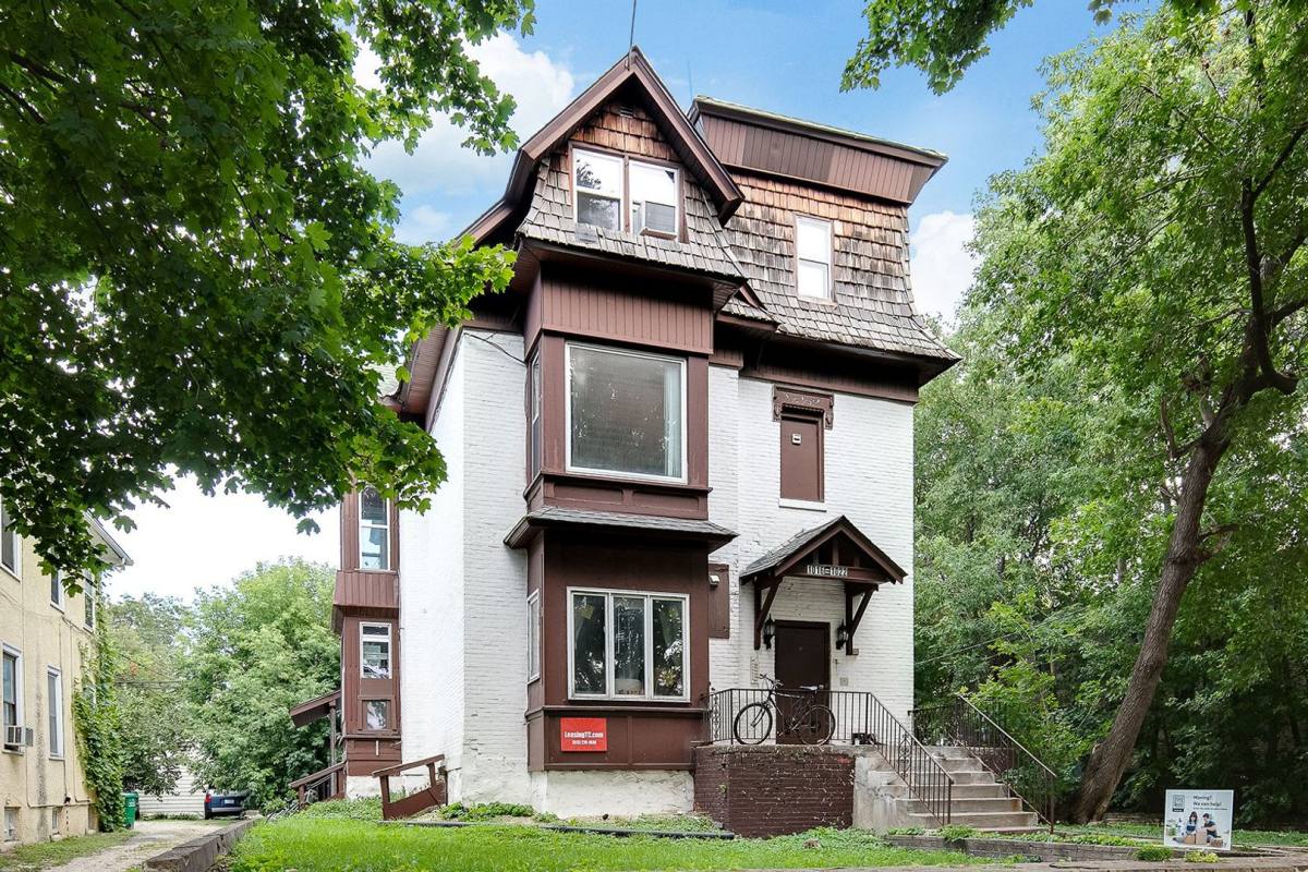 Apartment for rent at 1022 15th Ave SE, Minneapolis, MN 55414