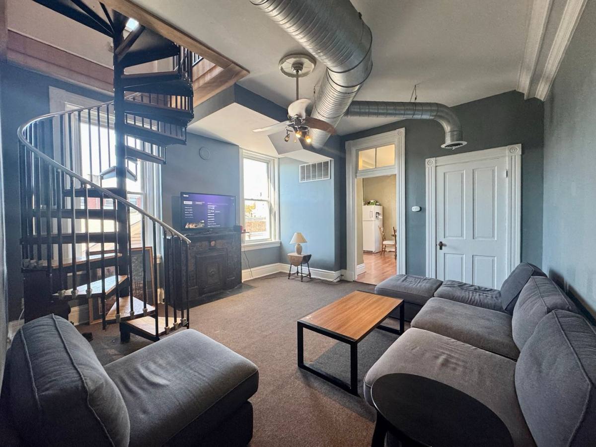 Apartment for rent at 312 Ludlow Ave, Cincinnati, OH 45220