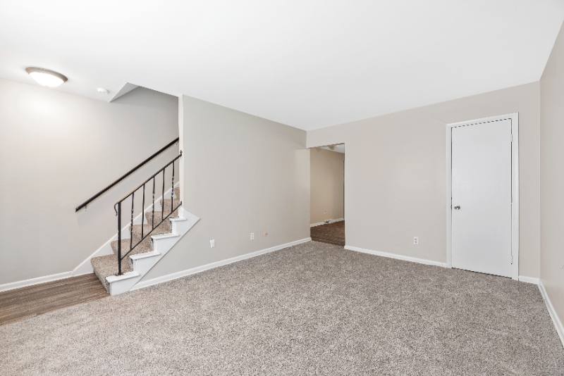 Townhouse for rent at 800 Harrisburg Pike, Columbus, OH 43220