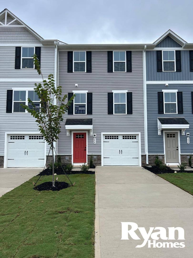 Townhouse for rent at 284 Grand Silo Rd Dr, Raleigh, NC 27603