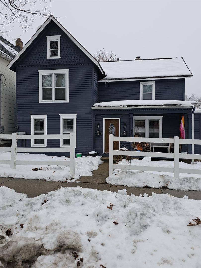 Apartment for rent at 1014 E Gorham St #1B, Madison, WI 53703