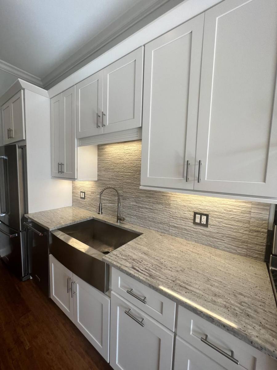 Apartment for rent at 1050 W Monroe St #401, Chicago, IL 60607