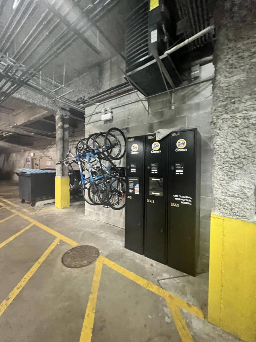 Apartment for rent at 1050 W Monroe St #401, Chicago, IL 60607