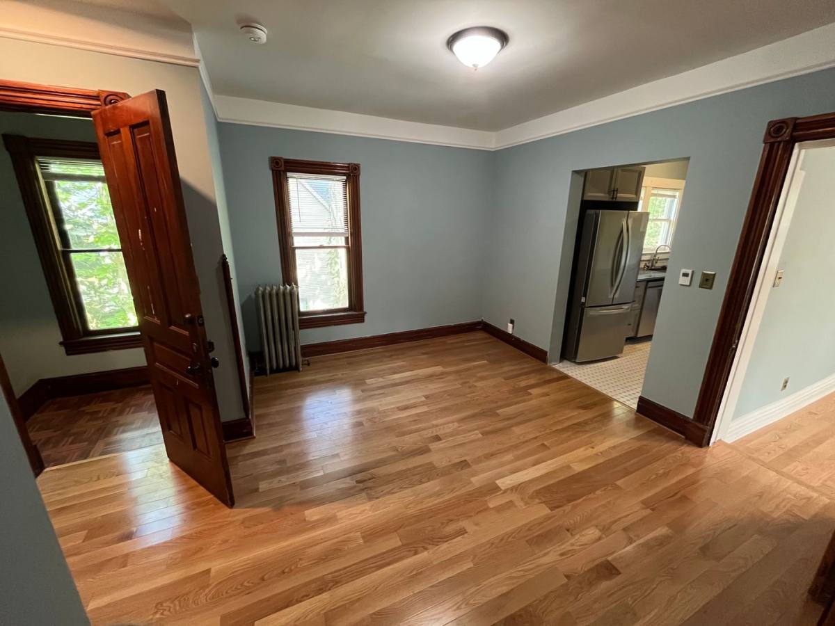 Apartment for rent at 921 W Huron, Ann Arbor, MI 48103