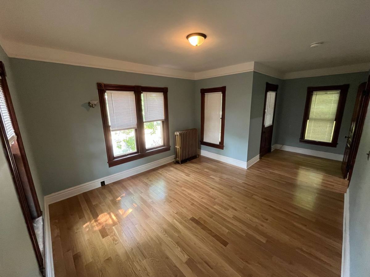 Apartment for rent at 921 W Huron, Ann Arbor, MI 48103