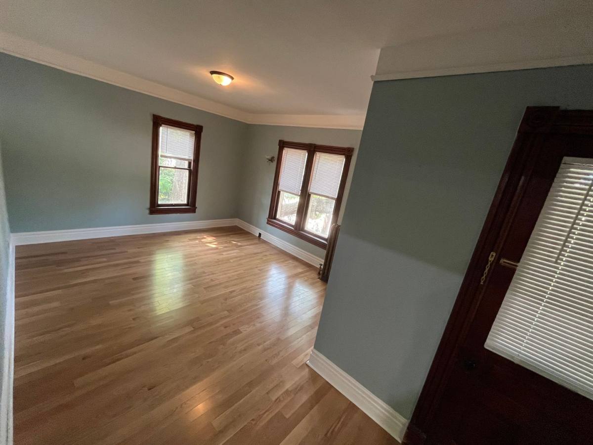 Apartment for rent at 921 W Huron, Ann Arbor, MI 48103