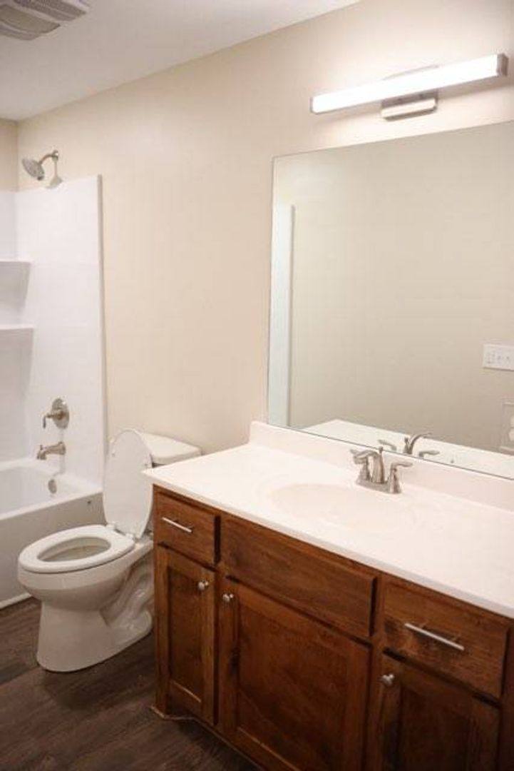 Apartment for rent at 3801 Halsey St, Alexandria, LA 71301