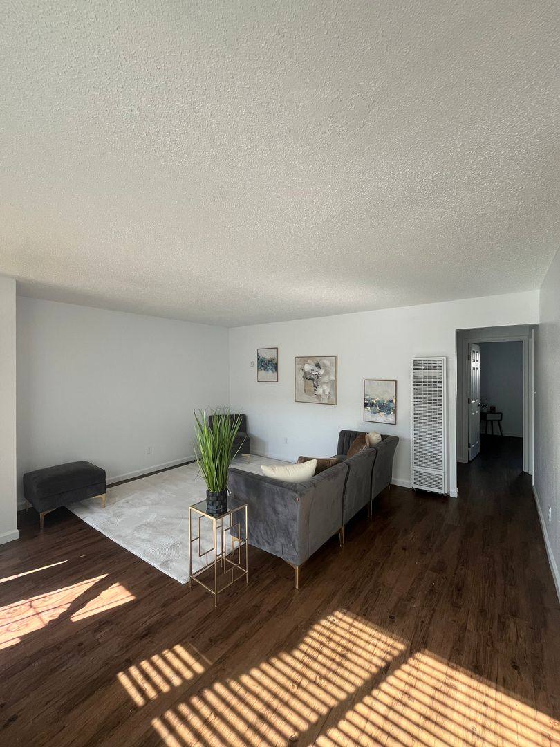 Apartment for rent at 1144 Pioneer Ave, Turlock, CA 95380