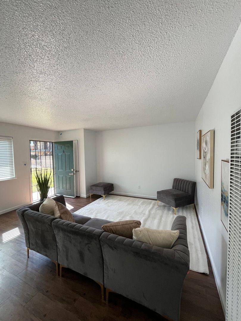 Apartment for rent at 1144 Pioneer Ave, Turlock, CA 95380