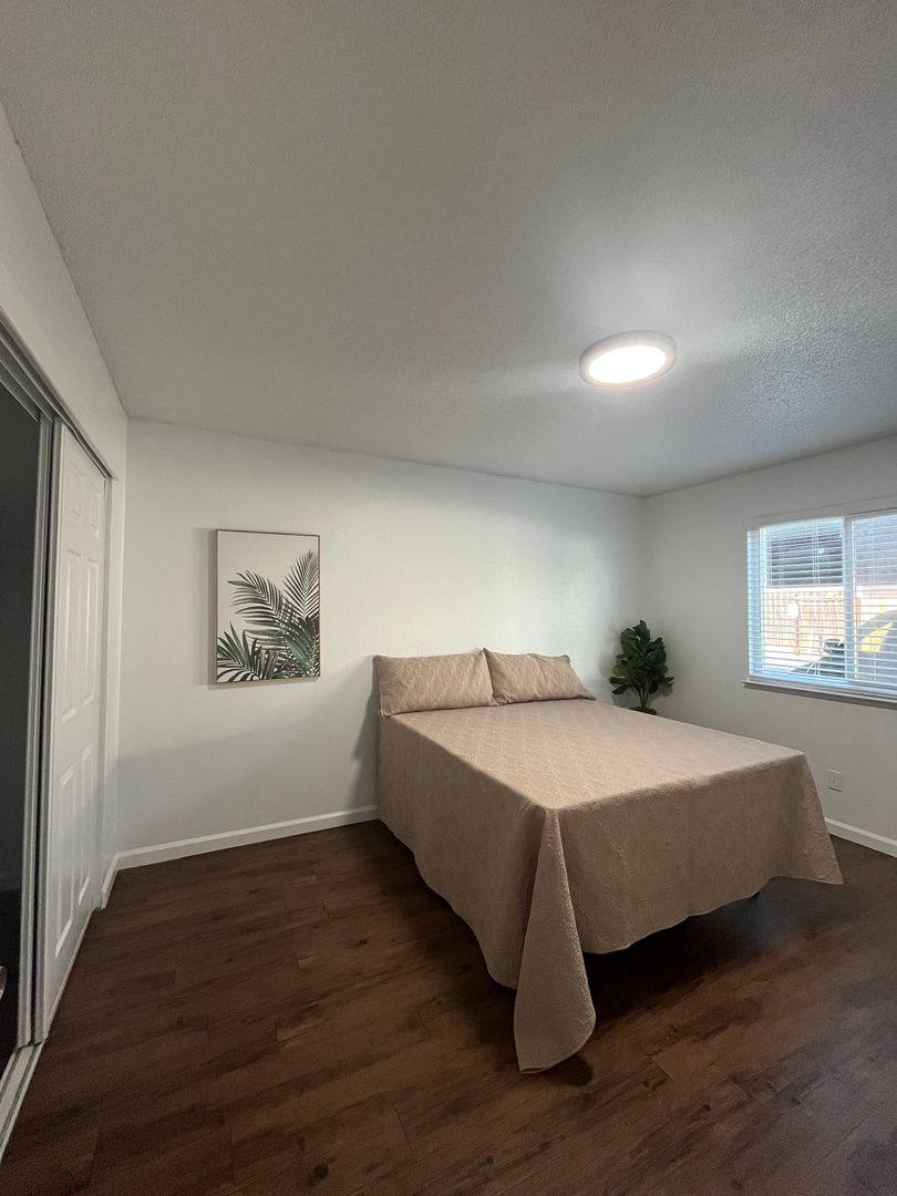 Apartment for rent at 1144 Pioneer Ave, Turlock, CA 95380