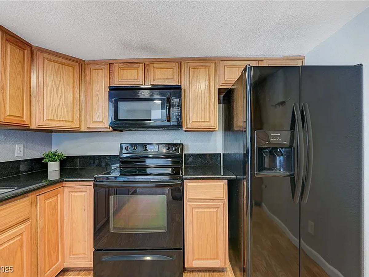 Condo for rent at 3930 University Center Dr, Las Vegas, NV 89119