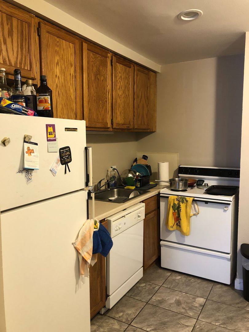 Apartment for rent at 1001 S Forest, Ann Arbor, MI 48104