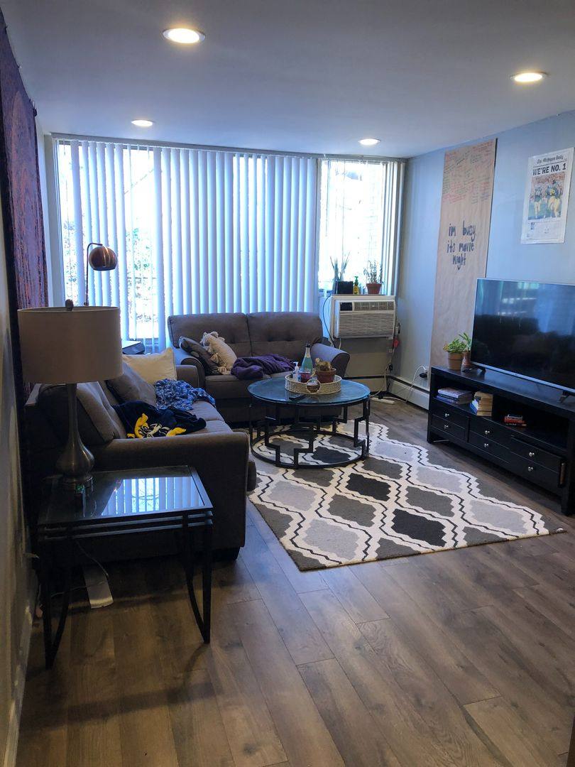 Apartment for rent at 1001 S Forest, Ann Arbor, MI 48104