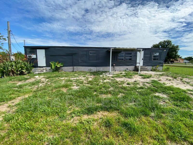 Apartment for rent at 8086 Heck Dr #6, North Fort Myers, FL 33917
