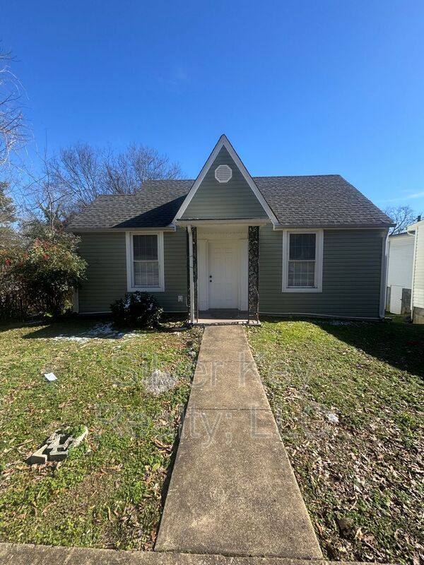 House for rent at 203 Forrest Ave, Athens, TN 37303