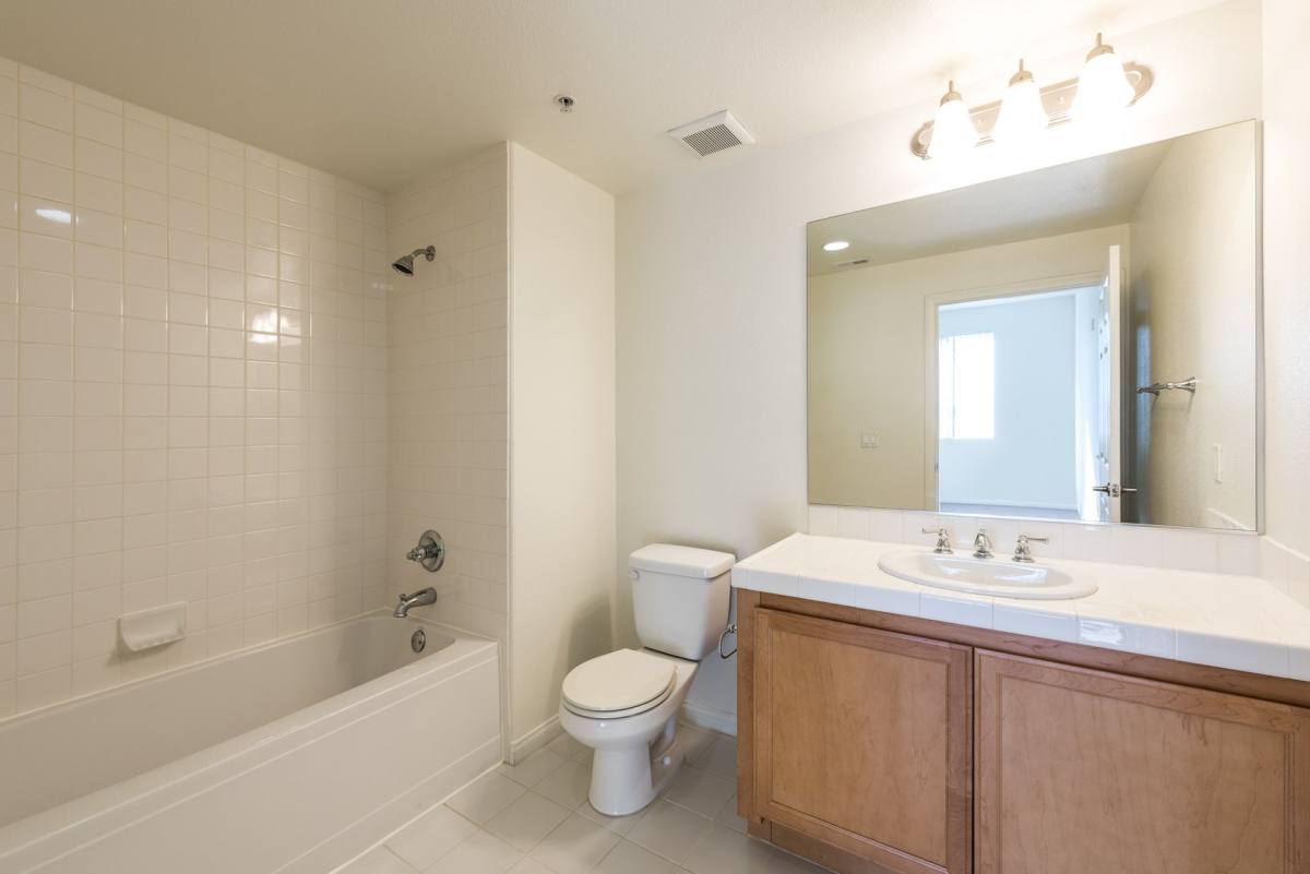 Apartment for rent at 8700 Glenoaks Blvd, Sun Valley, CA 91352