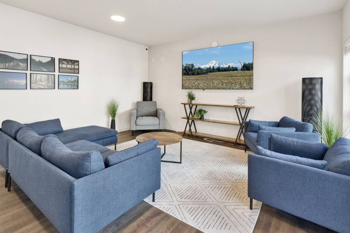 Apartment for rent at 1818 D St, Bellingham, WA 98225