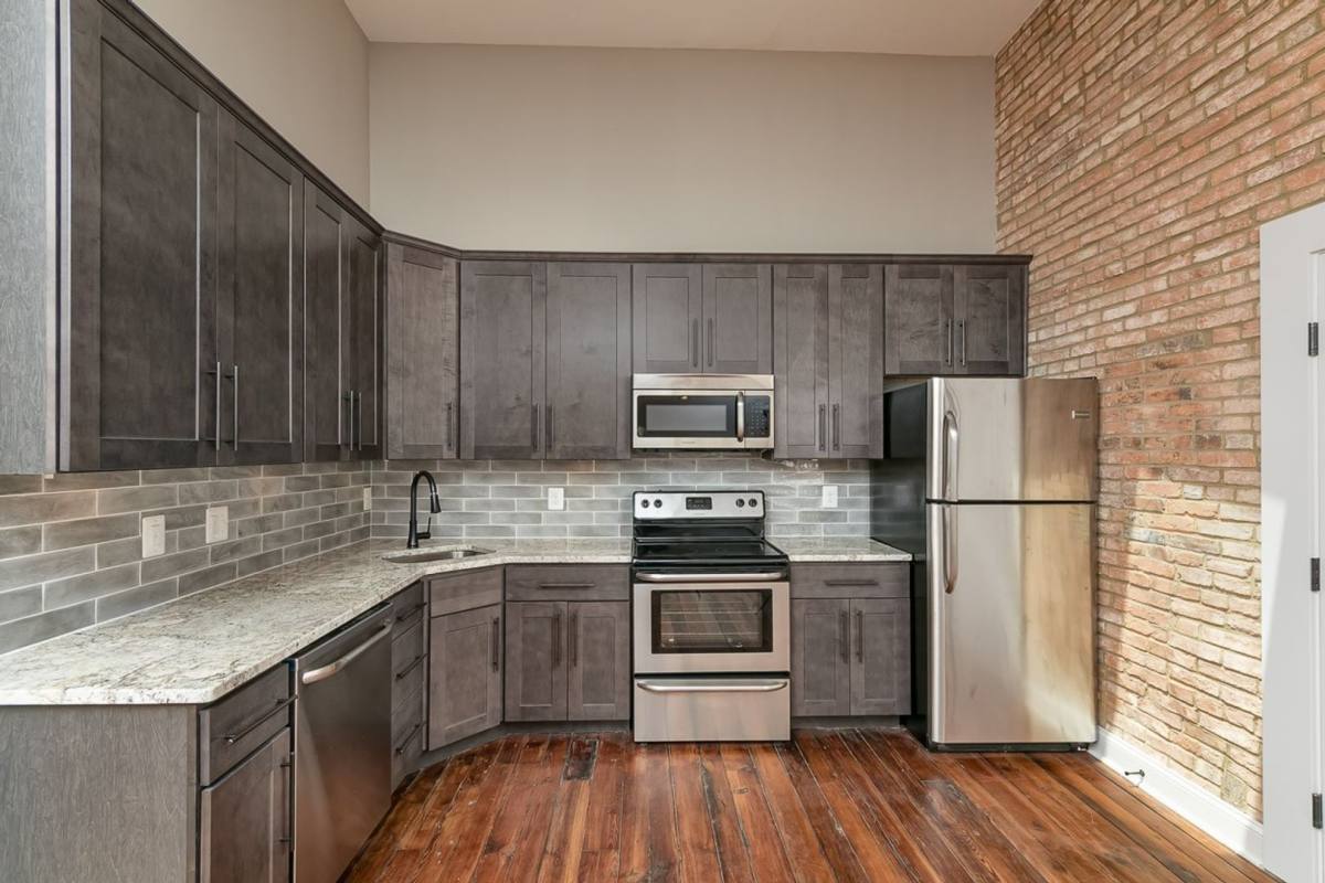 Apartment for rent at 814 Cathedral St, Baltimore, MD 21201