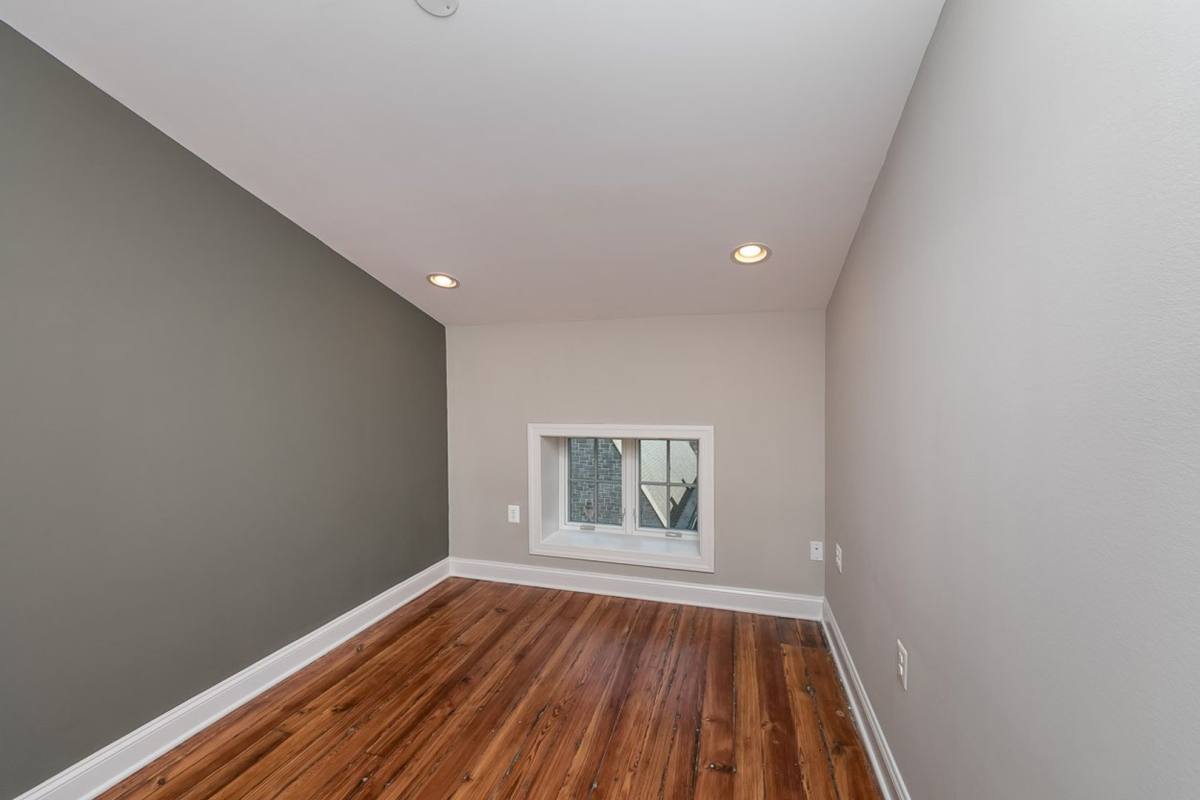 Apartment for rent at 814 Cathedral St, Baltimore, MD 21201