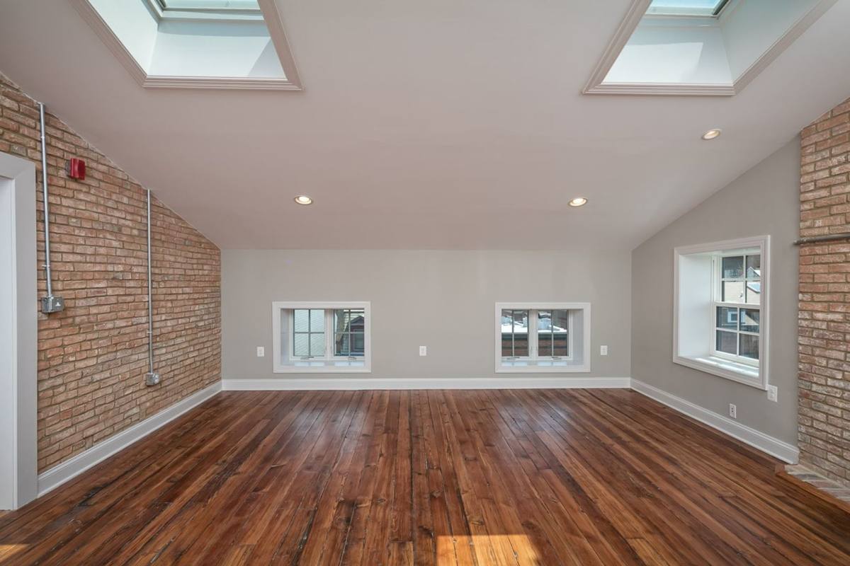 Apartment for rent at 814 Cathedral St, Baltimore, MD 21201