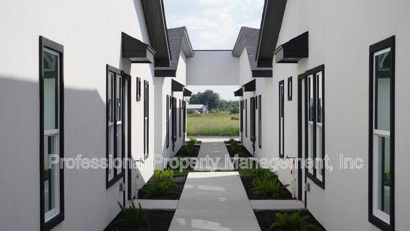 Apartment for rent at 2813 Bravo Rd #A, Weslaco, TX 78596