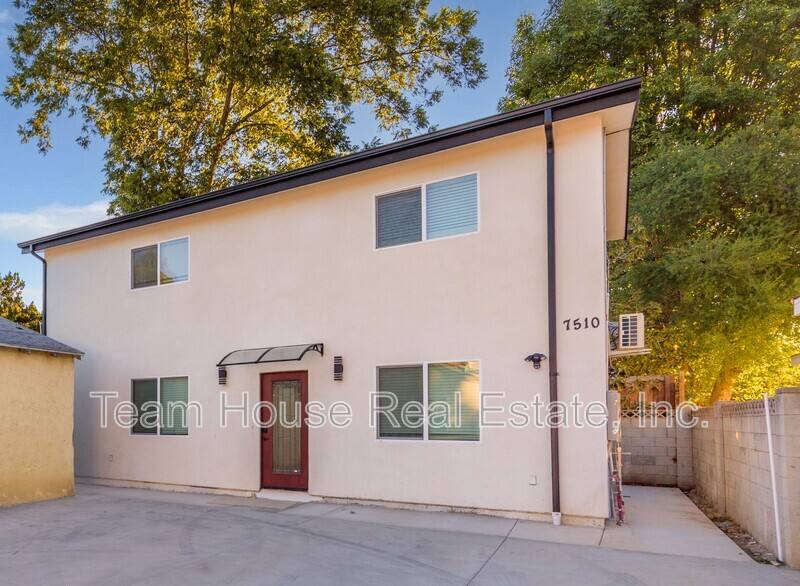 House for rent at 7510 Etiwanda Ave, Reseda, CA 91335
