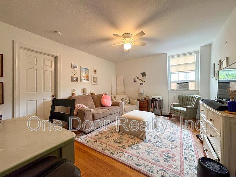 Apartment for rent at 710 A Wythe Lane, Williamsburg, VA 23185