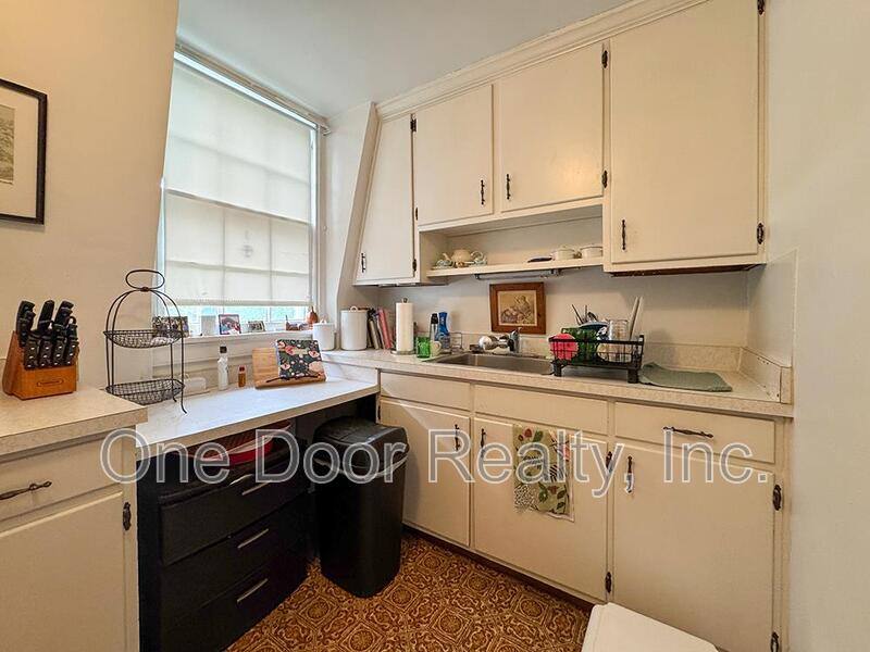Apartment for rent at 710 A Wythe Lane, Williamsburg, VA 23185