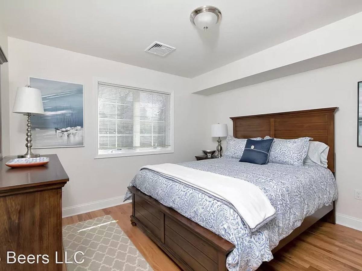 Apartment for rent at 45 Beers St, Keyport, NJ 07735