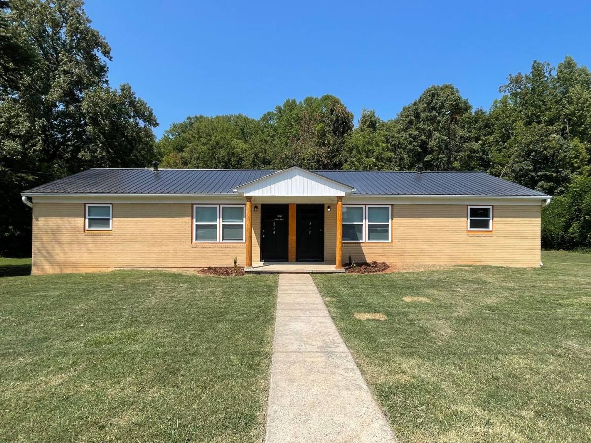 Apartment for rent at 312-314 Spruce St, Lexington, NC 27292