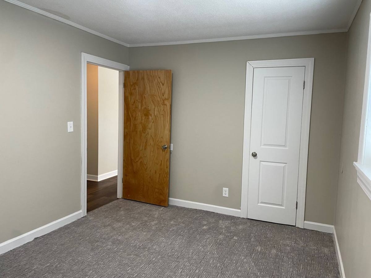 Apartment for rent at 312-314 Spruce St, Lexington, NC 27292