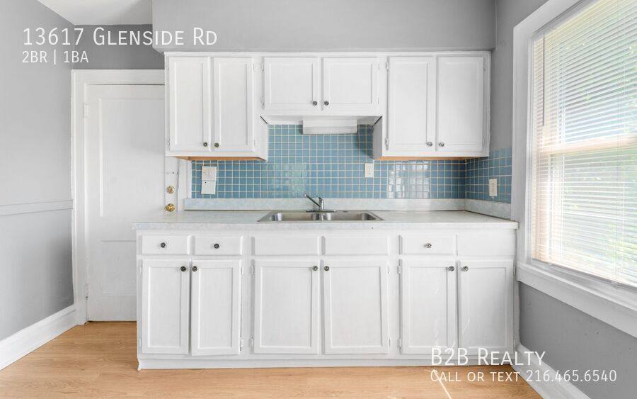 Apartment for rent at 13617 Glenside Rd, Cleveland, OH 44110