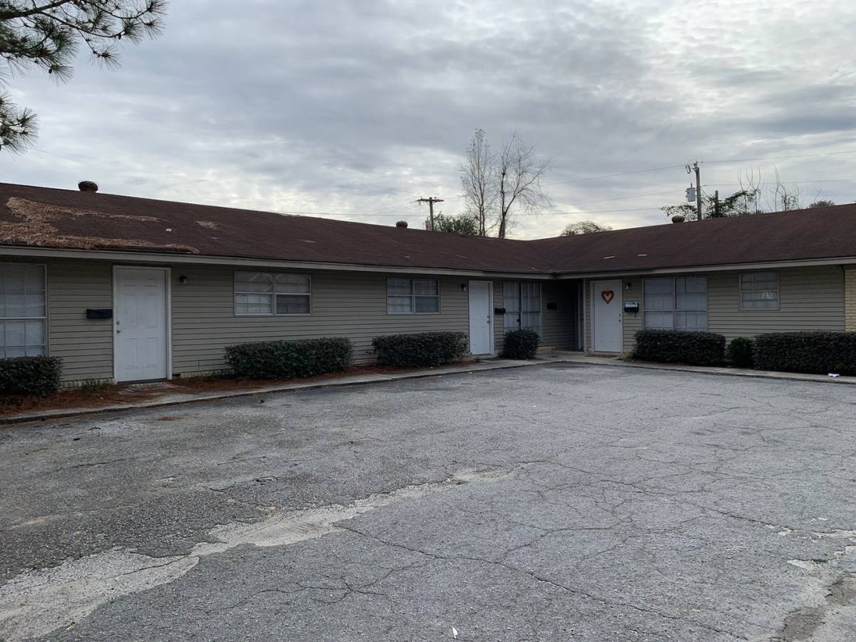 Apartment for rent at 4009-A Camellia Dr, Valdosta, GA 31605