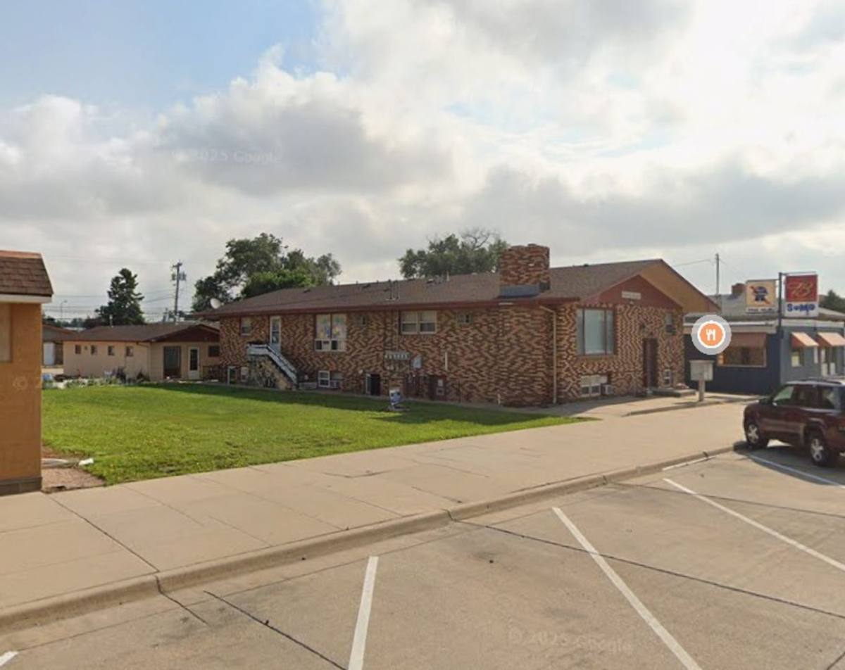 Apartment for rent at 208 E Saint Joseph St, Rapid City, SD 57701