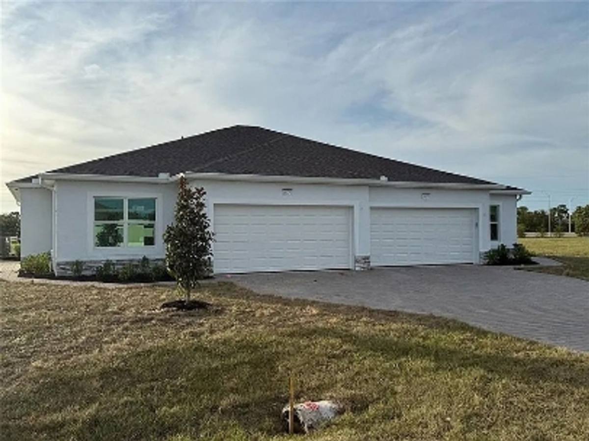 Apartment for rent at 16107 Badalona Dr, Punta Gorda, FL 33955