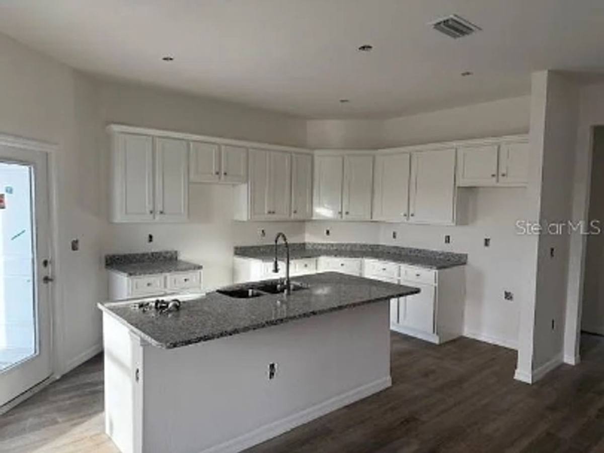 Apartment for rent at 16075 Badalona Dr, Punta Gorda, FL 33955